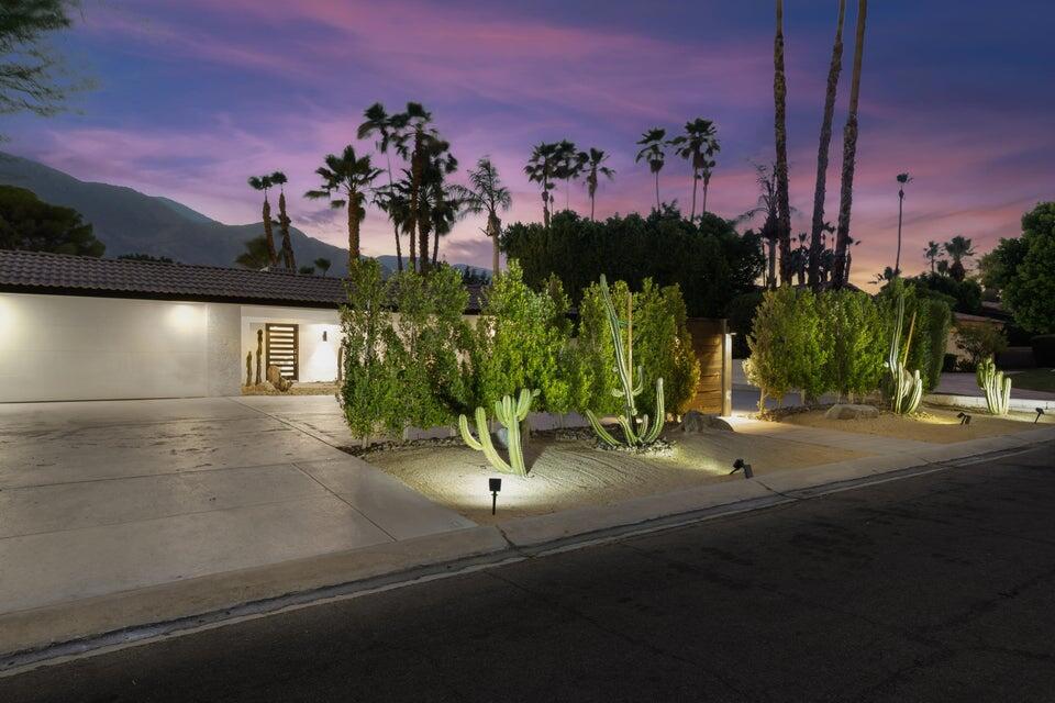 Movie Colony - Residential