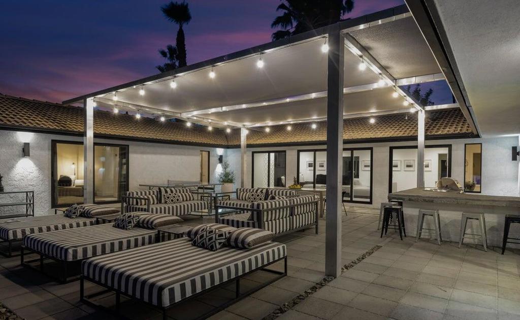Movie Colony - Residential