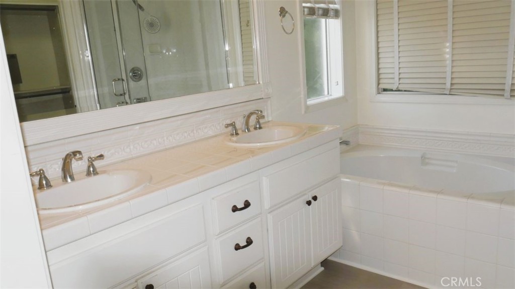 Alta Vista - Westridge (ALTV) - Residential Lease