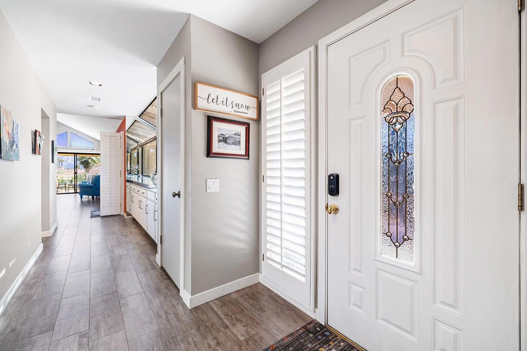Photo of 21 Las Cruces Lane, Palm Desert, CA 92260 (MLS # 219137302DA)