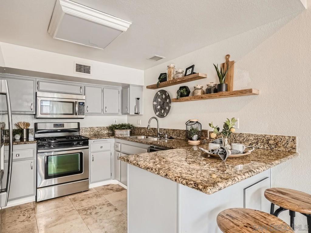 Paradise Hills - Residential