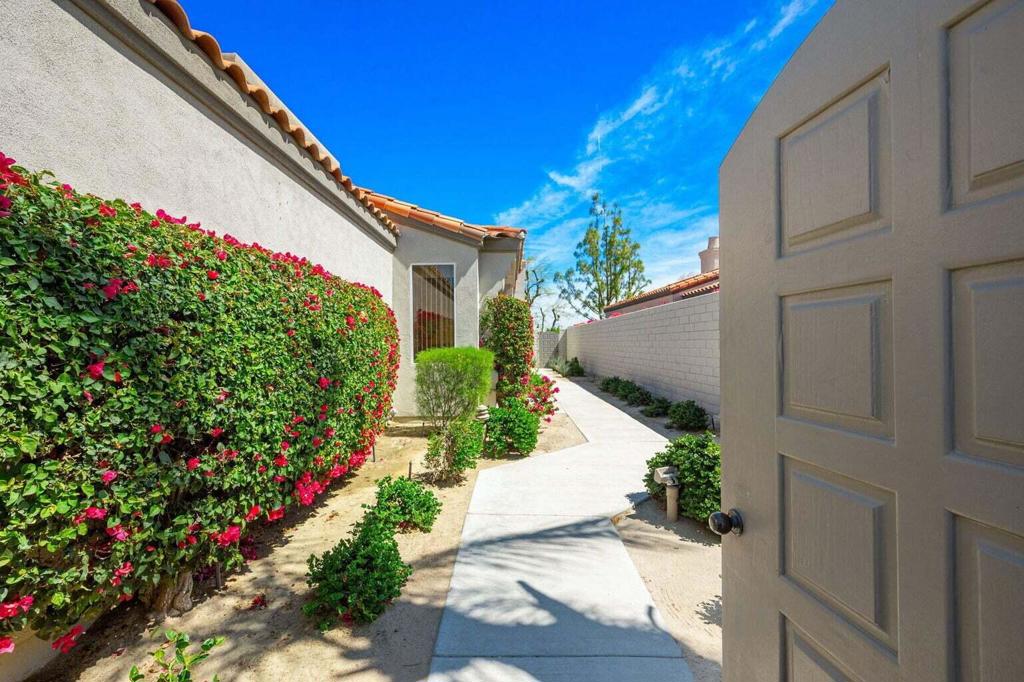 PGA Nicklaus Private - Residential Lease