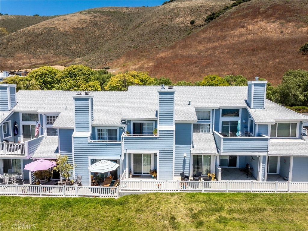 320 Foothill Road 7
