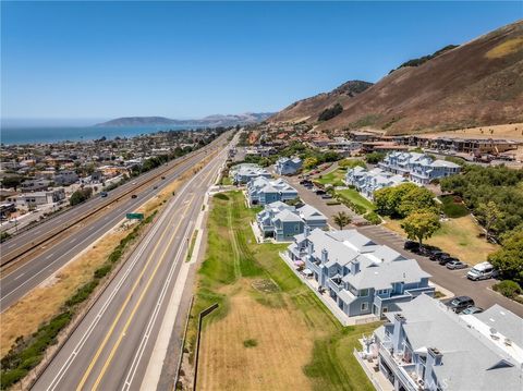 Tiny photo for 320 Foothill Road, Pismo Beach, CA 93449 (MLS # PI26089393)