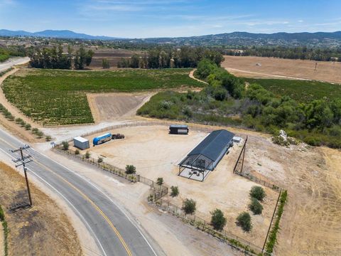 Photo of 36051 E Benton Rd Rd, Temecula, CA 92592 (MLS # 260016600SD)