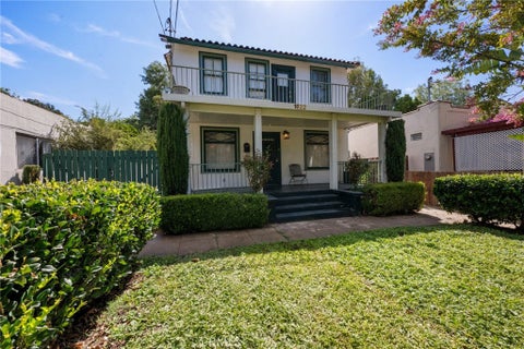 Photo of 1622 Navarro AVE, Pasadena, CA 91103 (MLS # CV26187572)