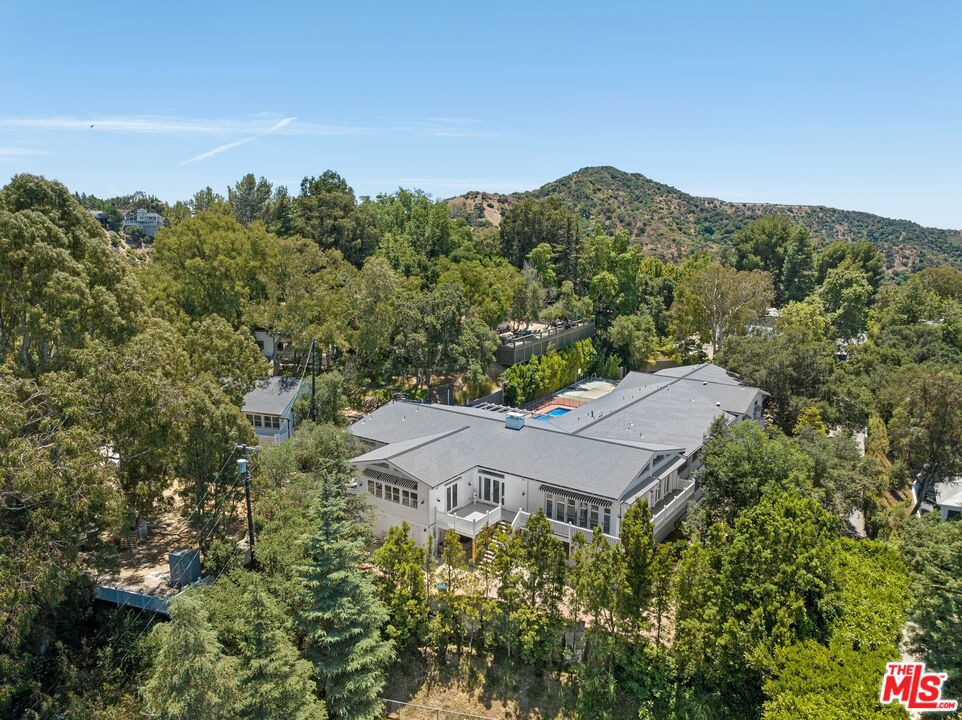 9669 Oak Pass Road