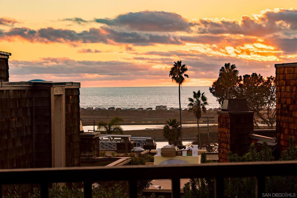 Del Mar - Residential Lease
