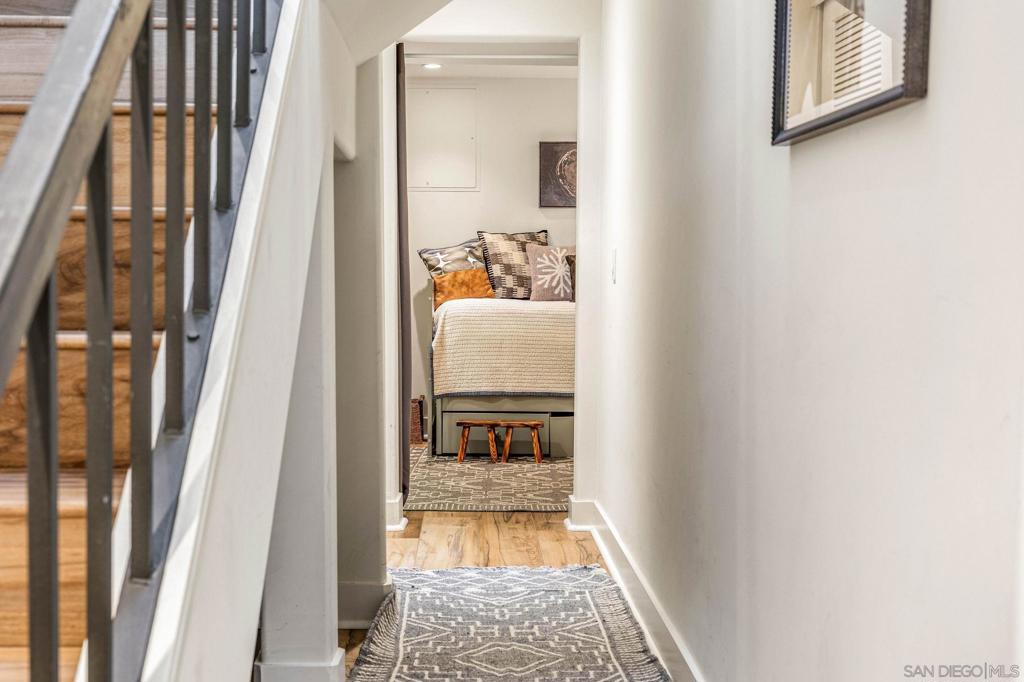 Del Mar - Residential Lease