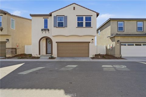Photo of 31385 Lolite Dr, Winchester, CA 92596 (MLS # SW26050379)