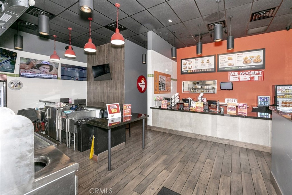 4494 Atlantic Avenue