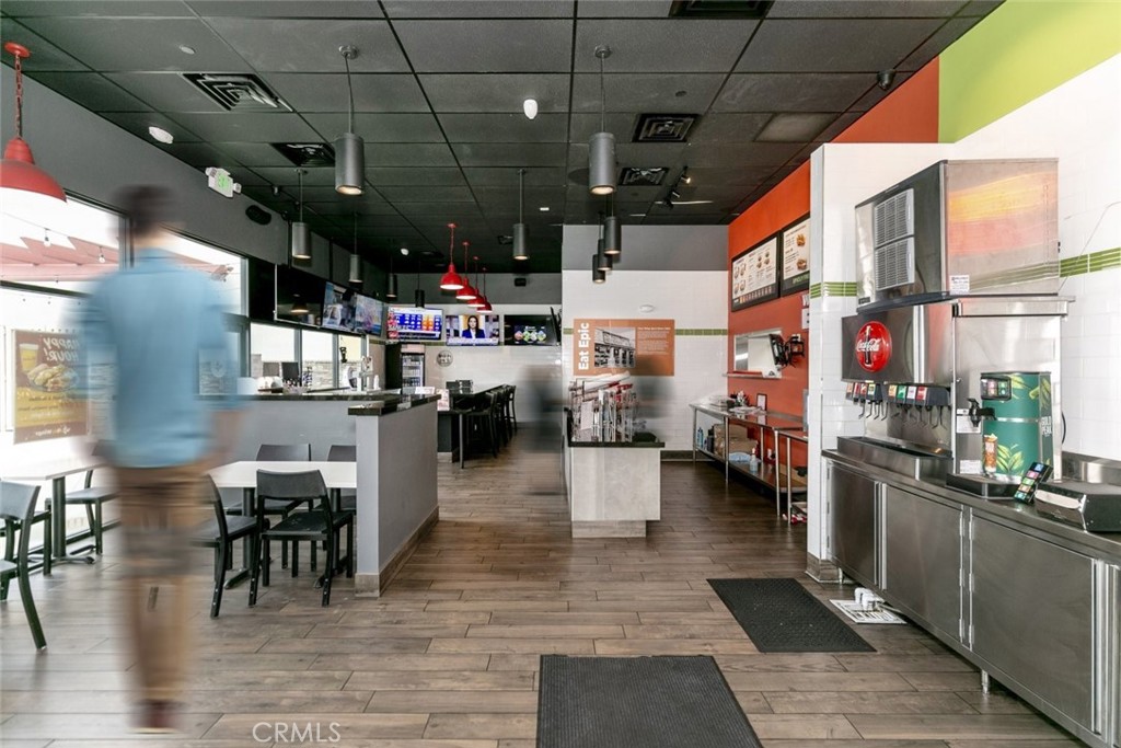 4494 Atlantic Avenue