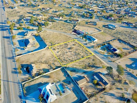 Photo of 0 Sunny Vista Rd, Victorville, CA 92394 (MLS # CV25274682)