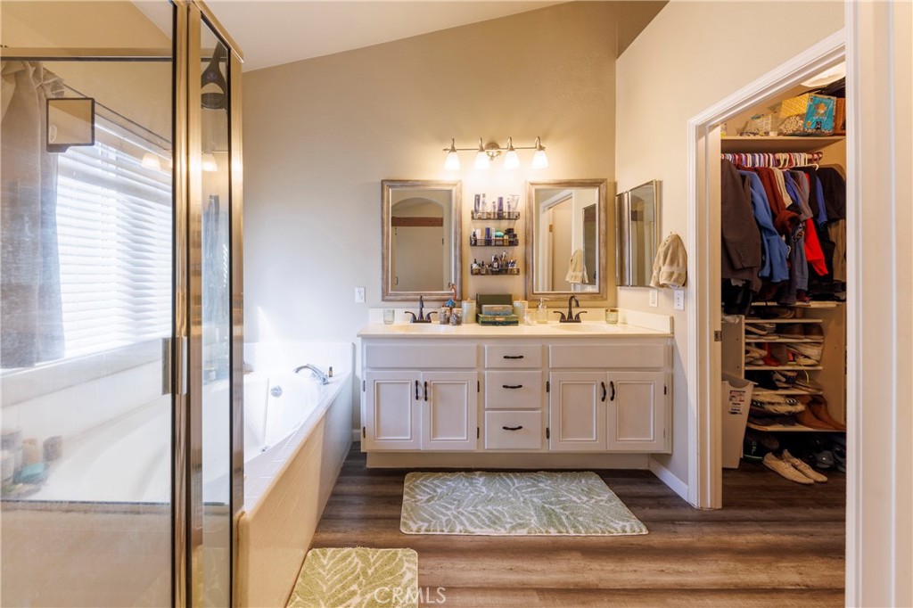 Eagle Glen - Residential