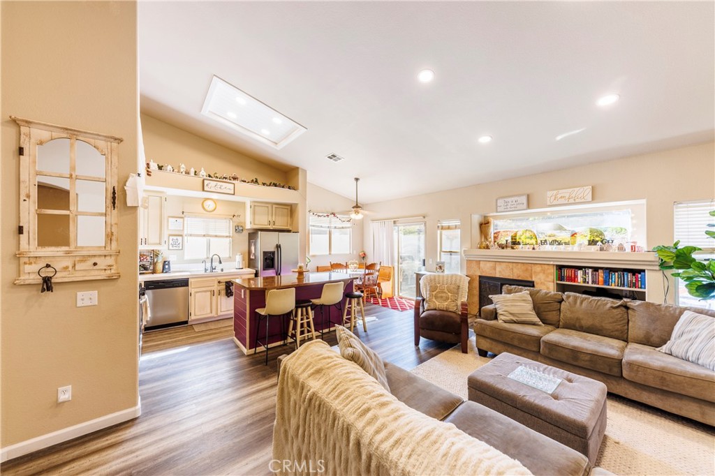 Eagle Glen - Residential