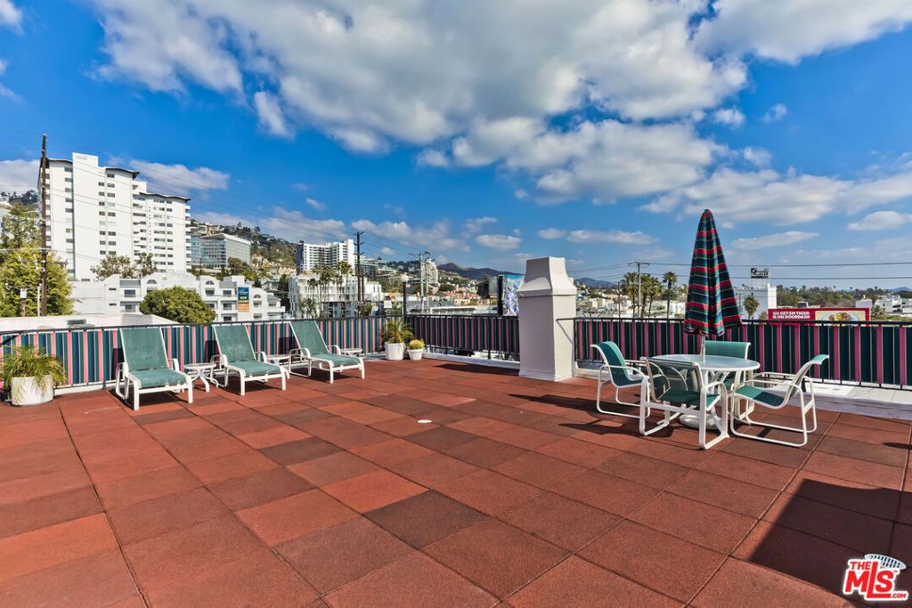 Photo of 8530 Holloway Drive #315, West Hollywood, CA 90069 (MLS # 25542717)