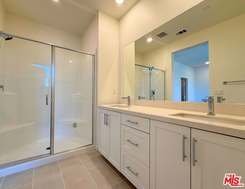The Grove at Merced - Residential