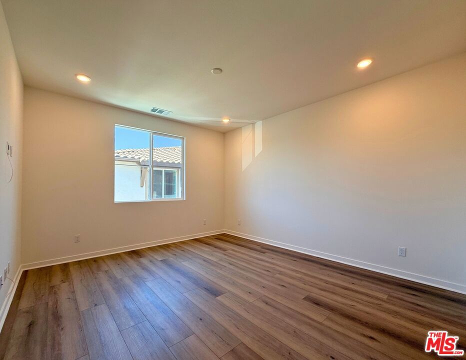 The Grove at Merced - Residential