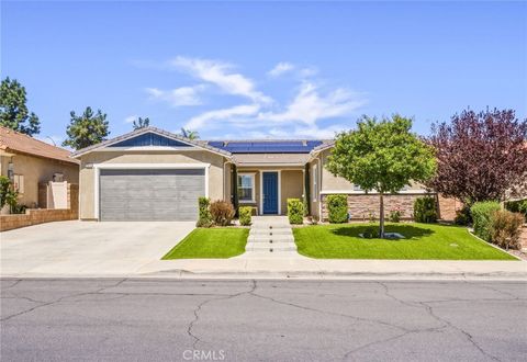 Photo of 31874 Cloverhill Way, Murrieta, CA 92563 (MLS # SW26074625)