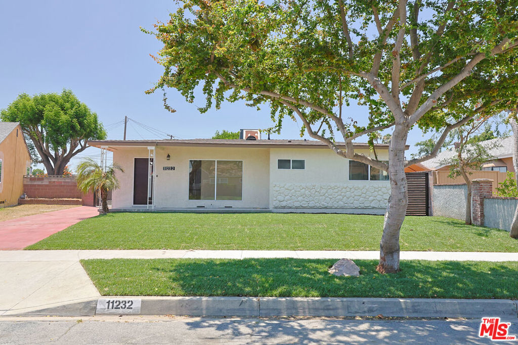 11232 Pantheon Street