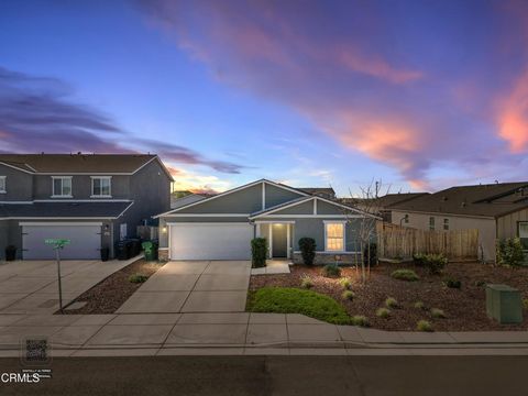 Photo of 6003 Vespucci Avenue, Bakersfield, CA 93313 (MLS # V1-35128)