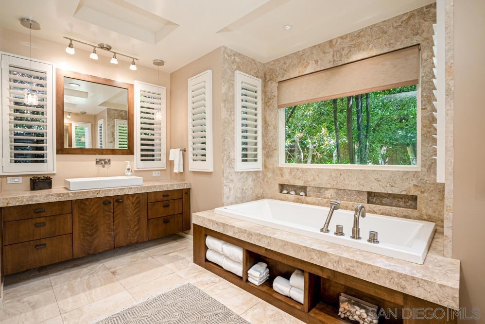 La Jolla - Residential Lease