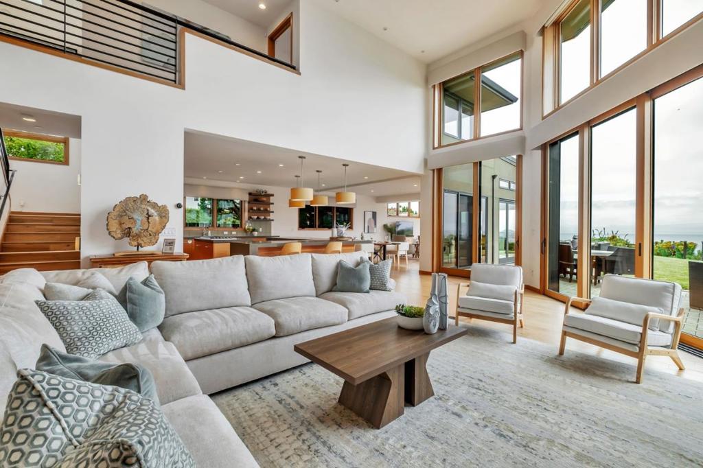 616 Bayview Drive