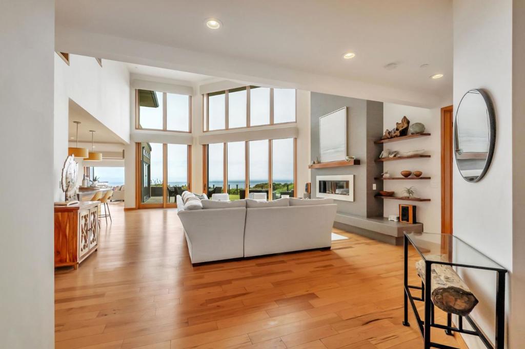 616 Bayview Drive