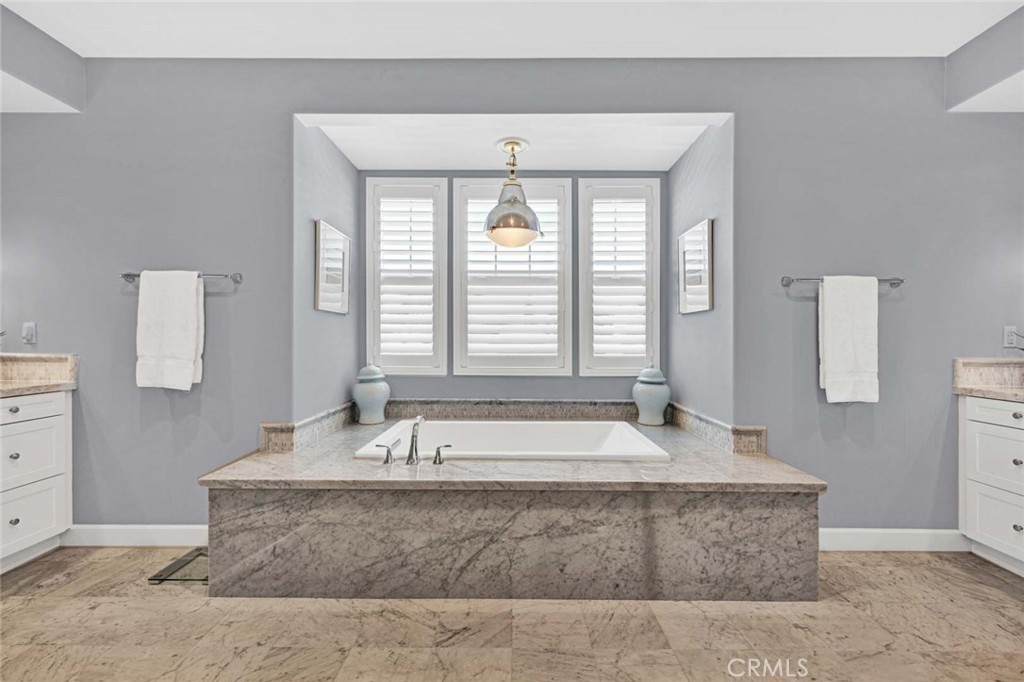 Crystal Downs - Residential