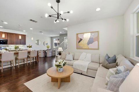 Photo of 180 Currlin Circle, Milpitas, CA 95035 (MLS # ML82042629)