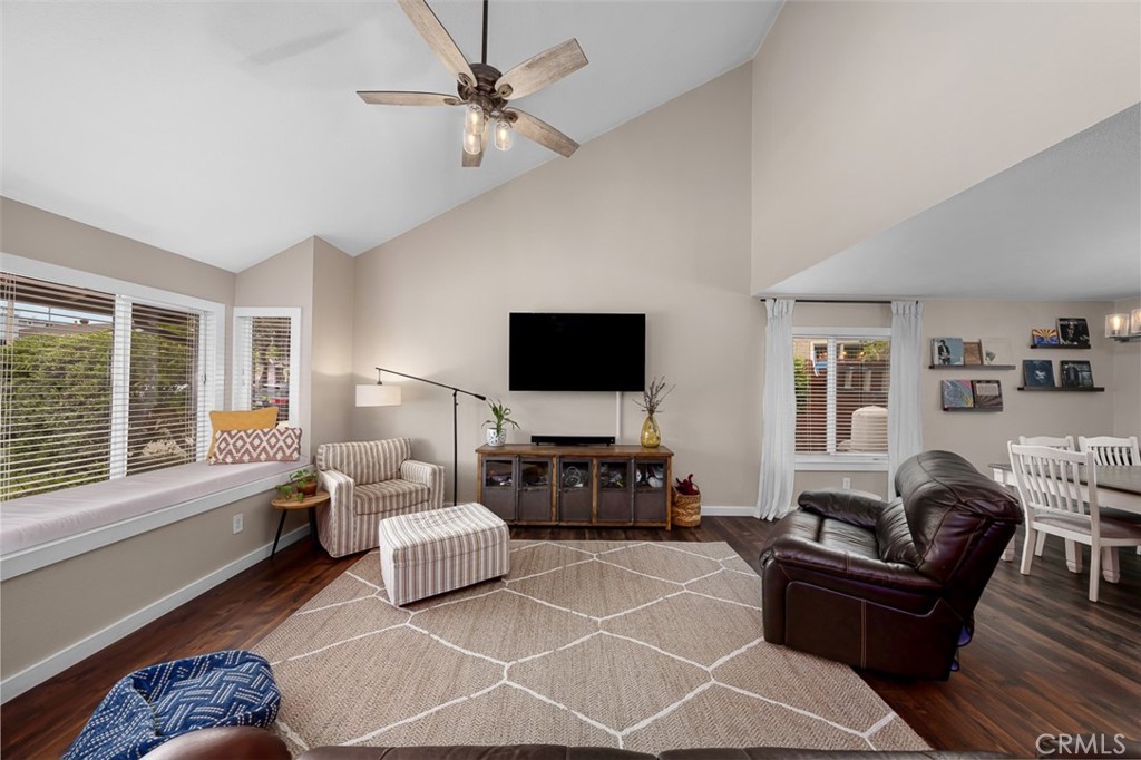 246 Camino Vista Real