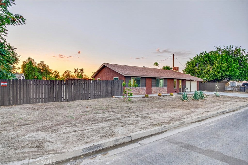 26201 Camas