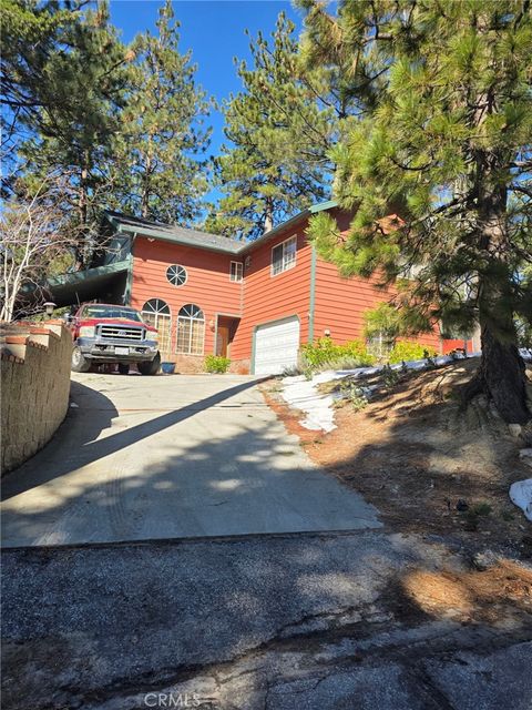 Properties 31 2692 Valhalla Running Springs CA 92382