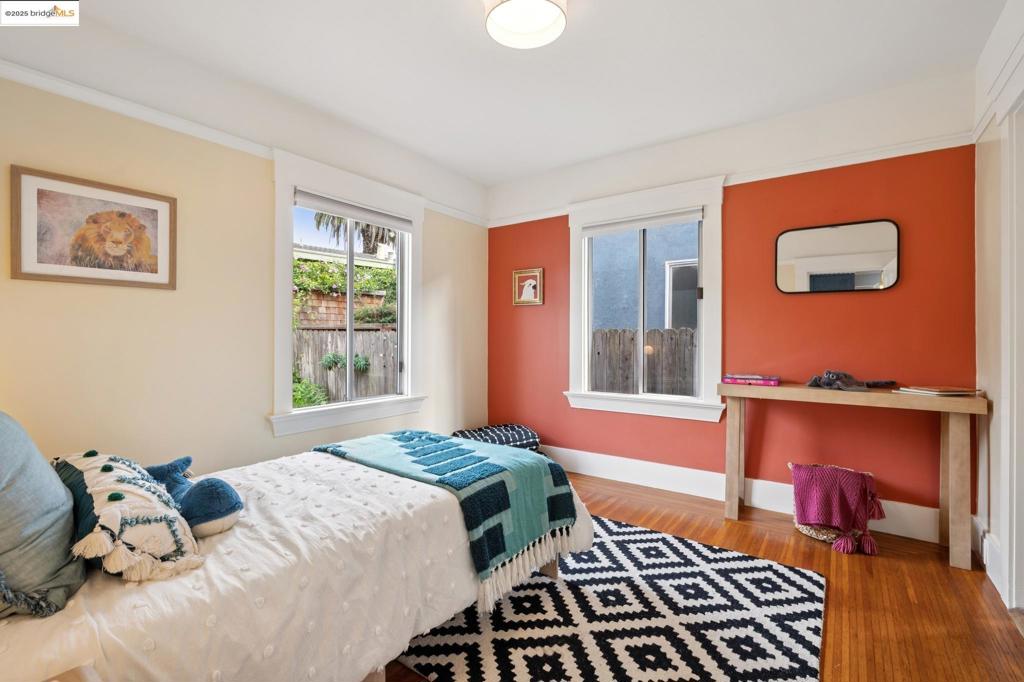 POETS CORNER - Residential