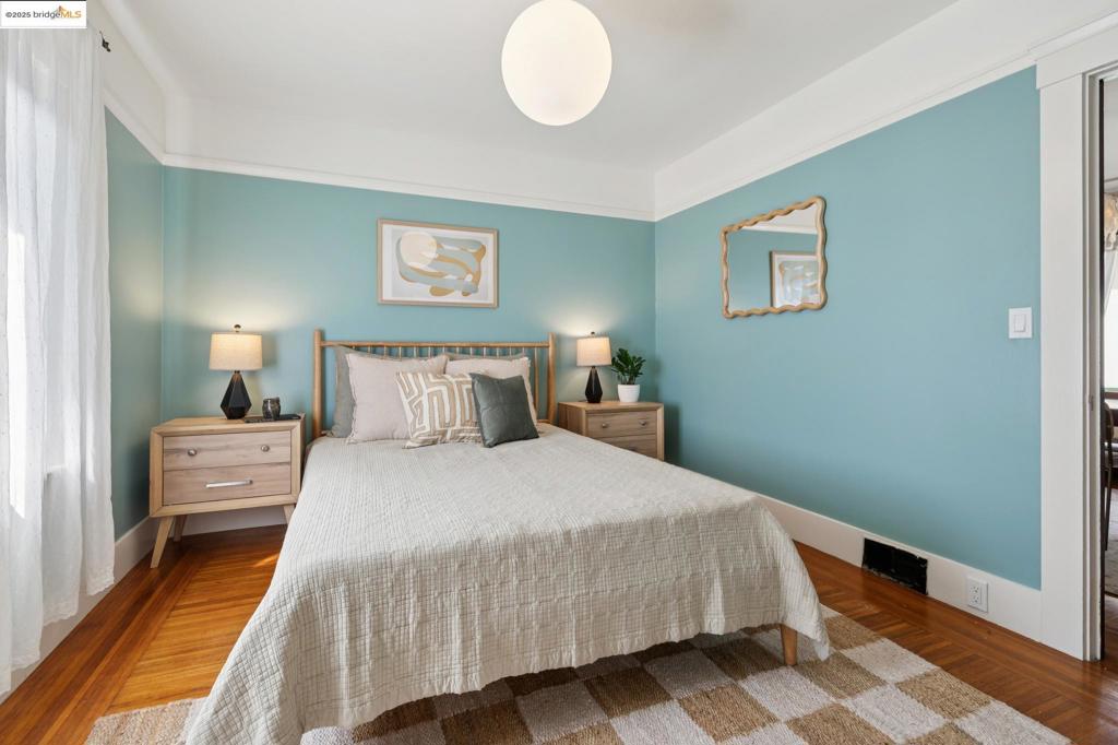 POETS CORNER - Residential