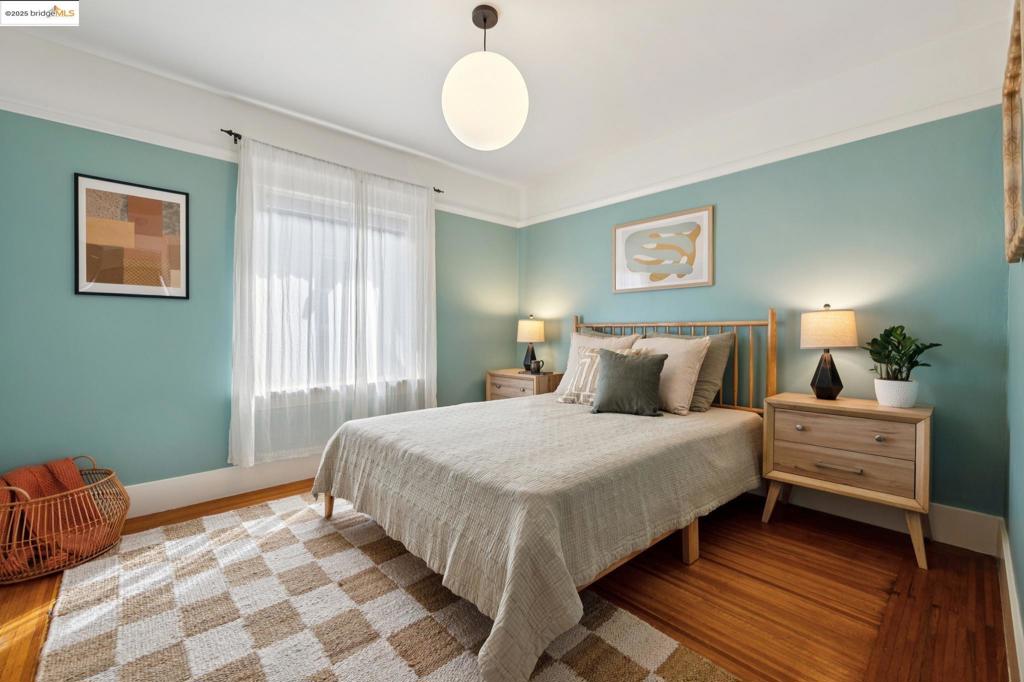 POETS CORNER - Residential