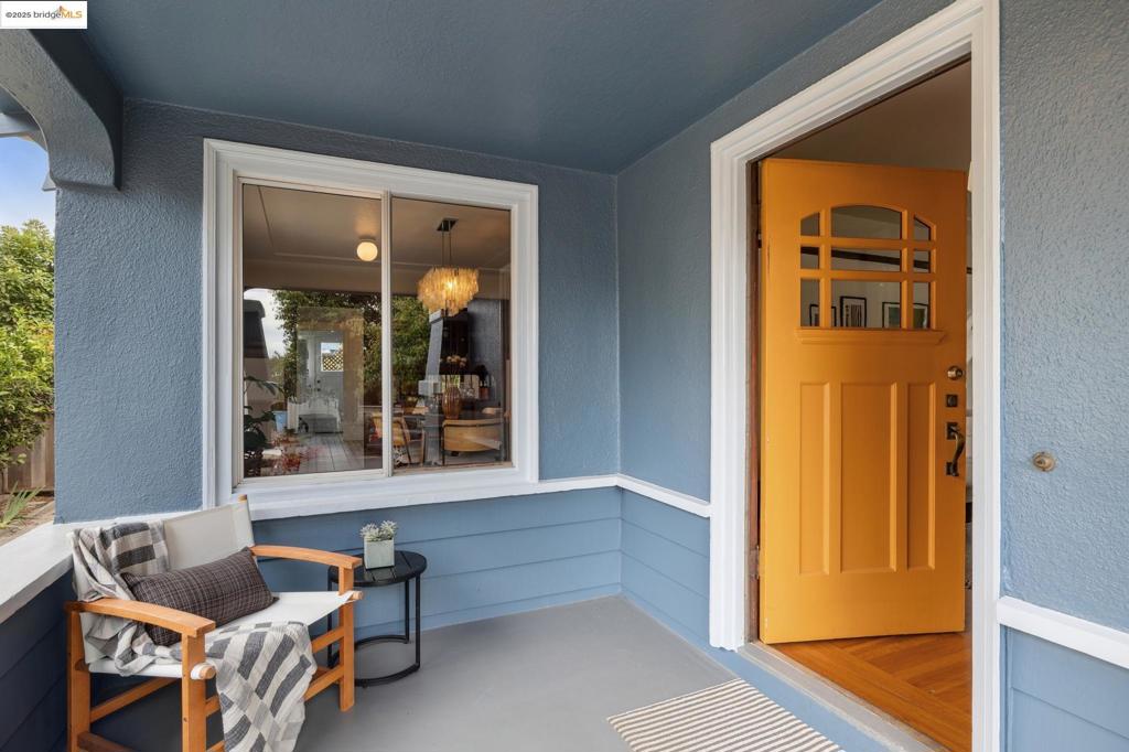 POETS CORNER - Residential