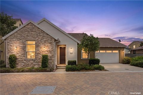 Photo of 28 Ocaso Street ST, Rancho Mission Viejo, CA 92694 (MLS # OC26099470)