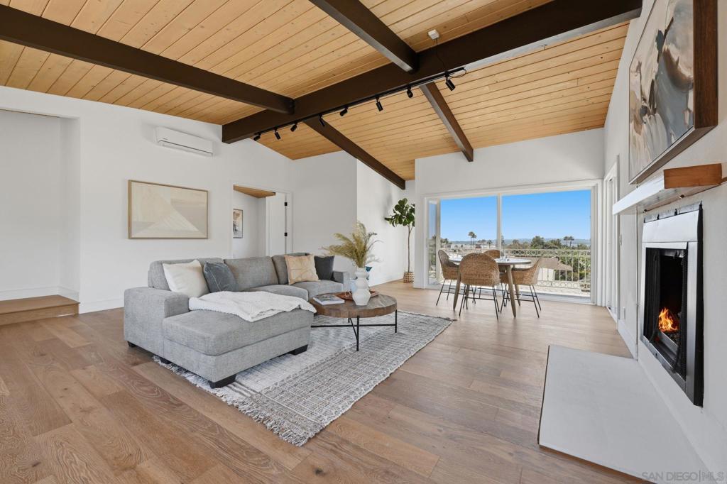 3855 Southview