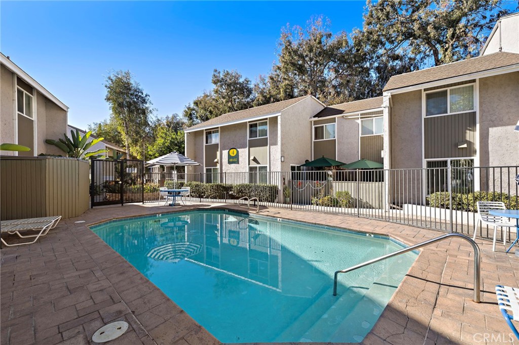 College Grove - Residential