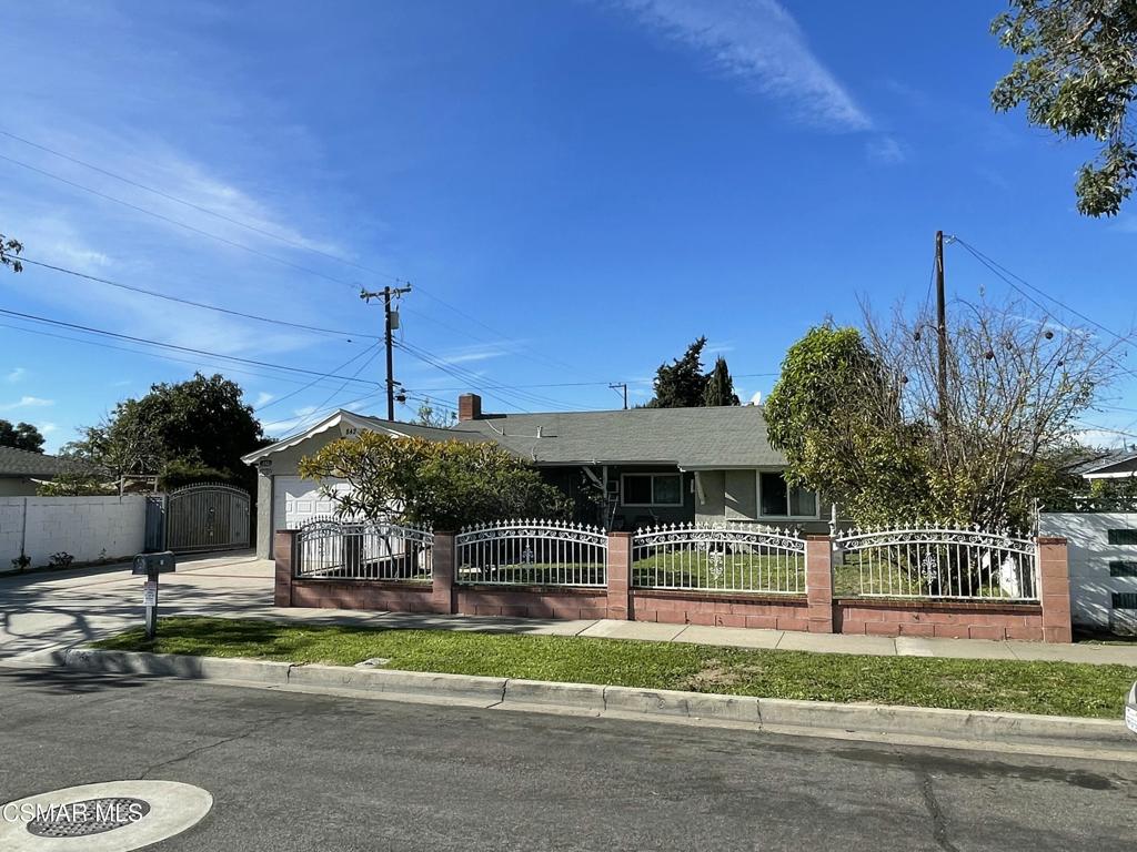842 S Corta Drive