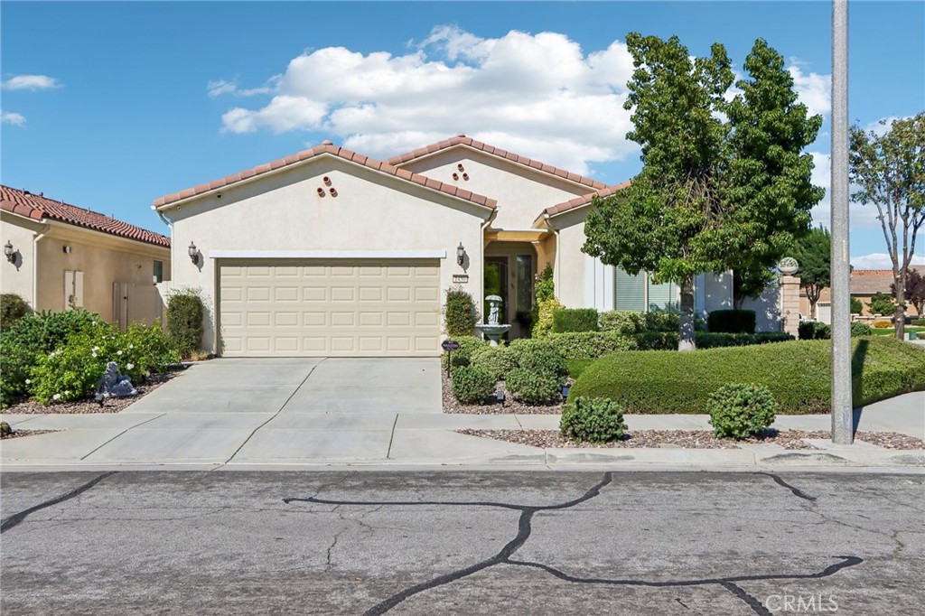 Photo 1 of 72 — 1450 Corte Alamonte, Hemet, CA 92545