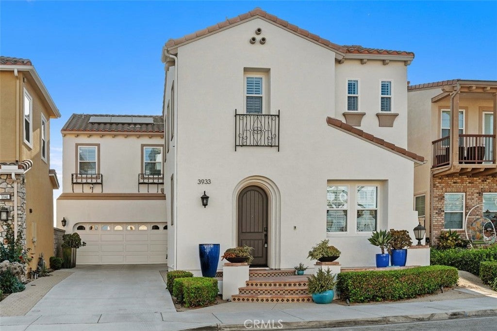 Photo of 3933 Diamond Hill HL, Yorba Linda, CA 92886 (MLS # PW26177259)