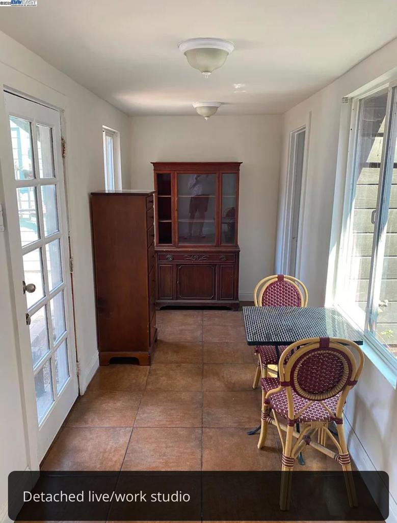 WEST OAKLAND - Residential