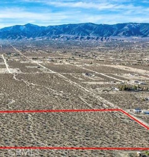 Photo of 0 Silver Rock, Pinon Hills, CA 92372 (MLS # HD26023894)