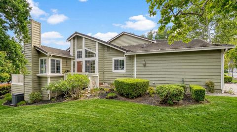 Photo of 1220 Copper Peak Lane, San Jose, CA 95120 (MLS # ML82044277)