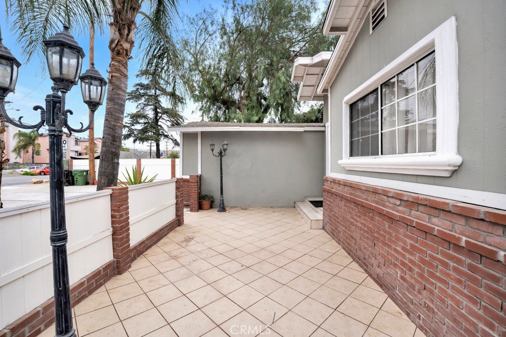 13176 Foothill