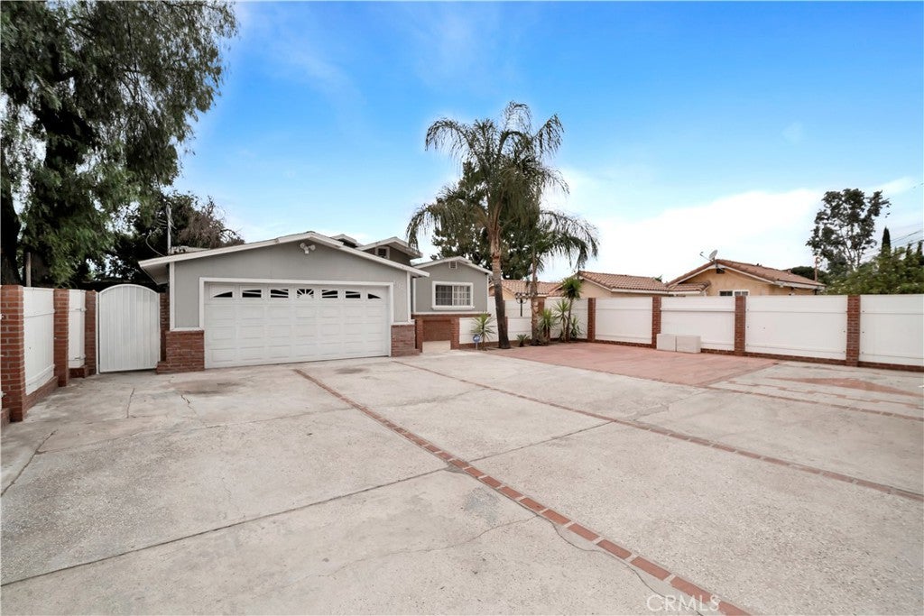 13176 Foothill BLVD