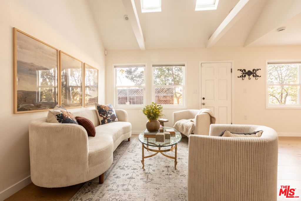 Photo of 12458 Laurel Terrace Drive, Studio City, CA 91604 (MLS # 25615401)
