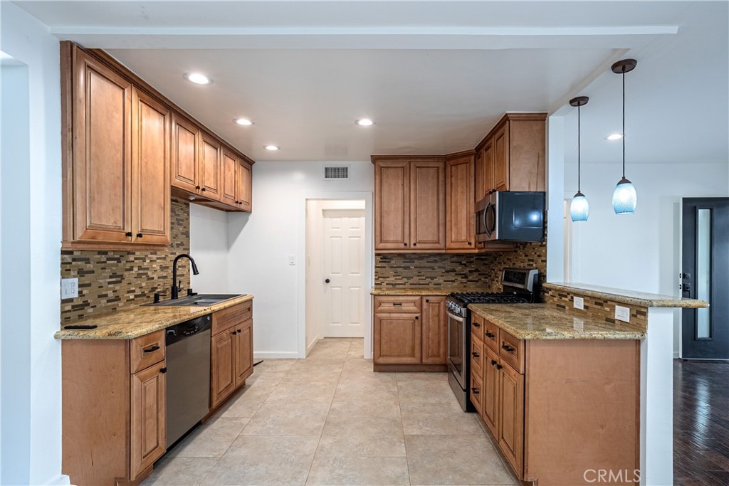 7965 Quimby Ave.